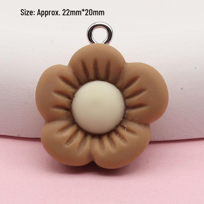Fresh Cartoon Resin Sunflower Keychain Pendant - DIY Five-Petal Flower Ornament Accessory