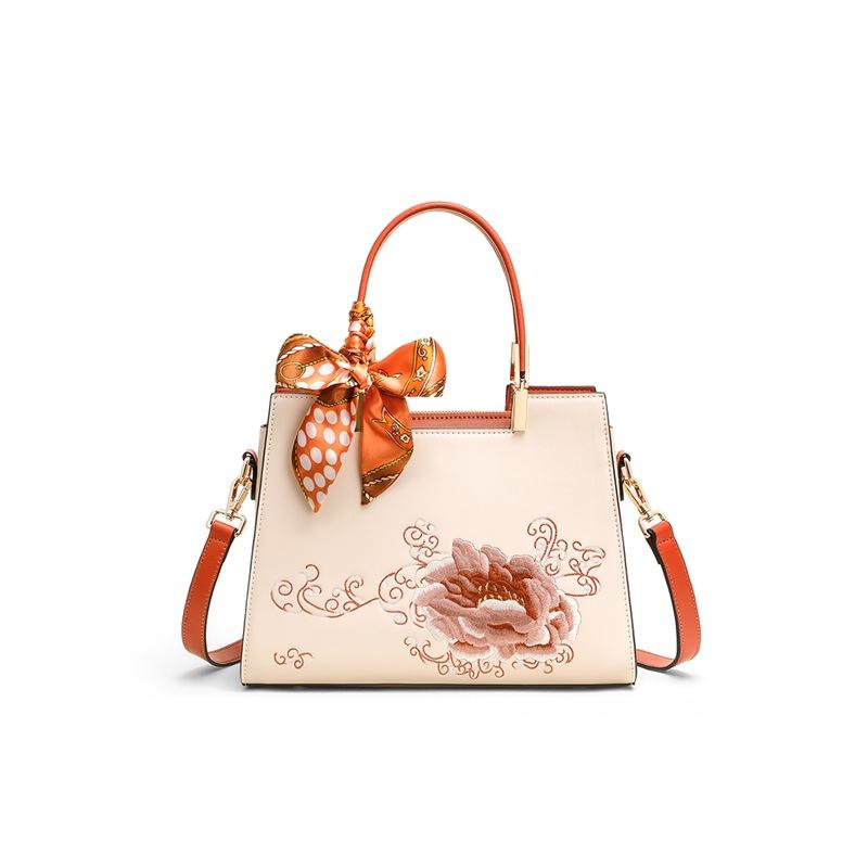 New Autumn and Winter Genuine Leather Women's Bag Chinese Style and Elegant Middle-aged Embroidered Shoulder Mother Bag