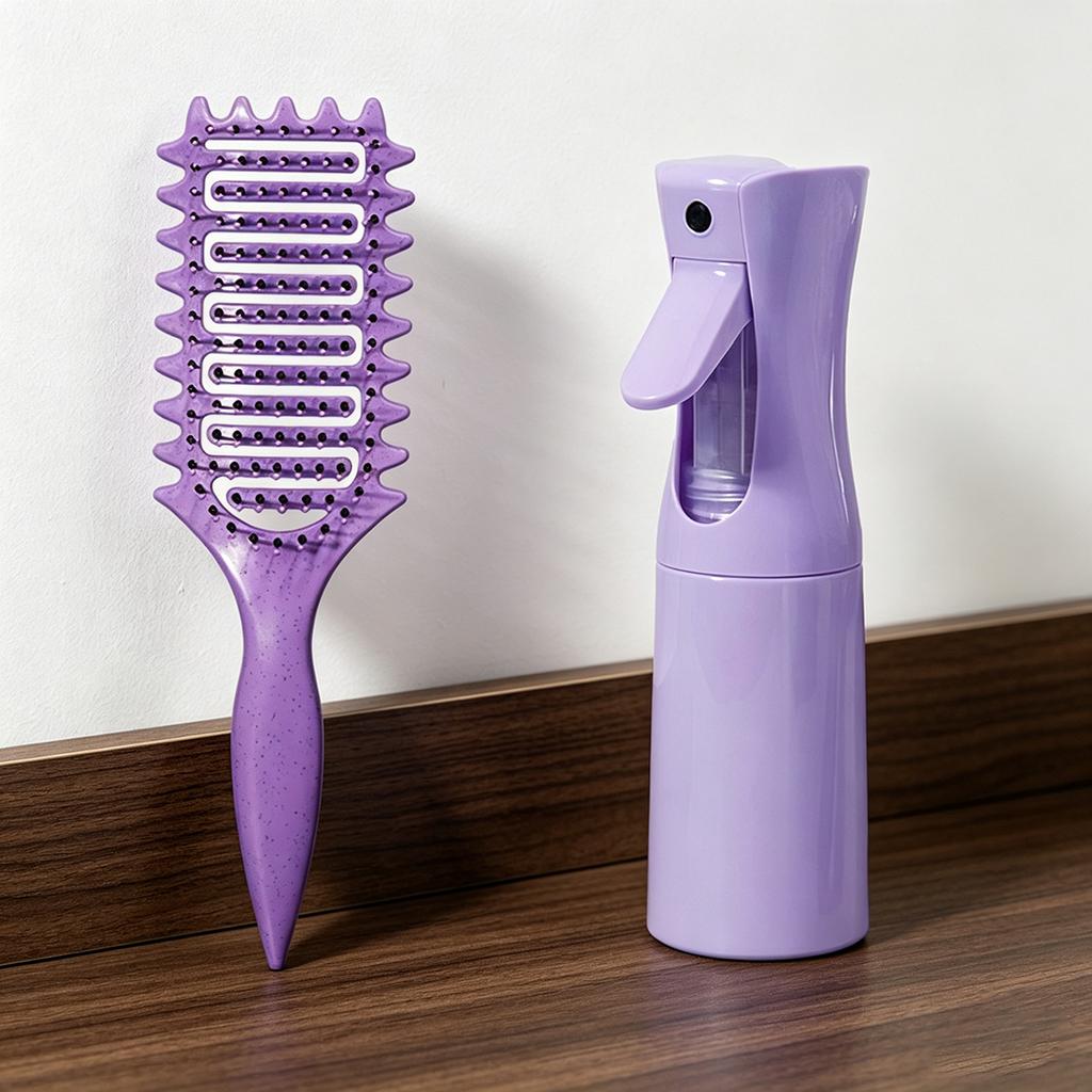 2 Pieces/set of Modeling Tool Set, with Spray Bottle and Hollow Comb, To Gently Comb Hair, Suitable for Home and Hair Salon Use