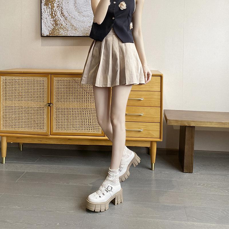 Damen Sandalen mit innerer Erhöhung 12 cm kleine ausgehöhlte gewebte Baotou Sommer Muffin dicksohlige kleine Größe Schweinekorbschuhe