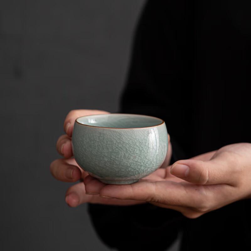 Su's Ceramics Ru Kiln Ice-Crack Glaze Zen Teacups (Set of 2)