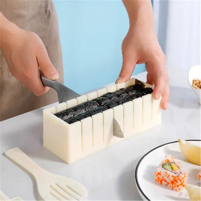 Sushi Making Kit Japansk Rice Ball Kake Rullform DIY Hjem Sushi Verktøy Plast Kjøkken Sushi Maker Verktøysett