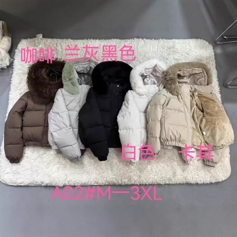 Womens Short Puffer Jacket With Faux Fur Collar Thick Cotton-Padded Winter Coat Slim Fit Hooded Outerwear In Classic Colors