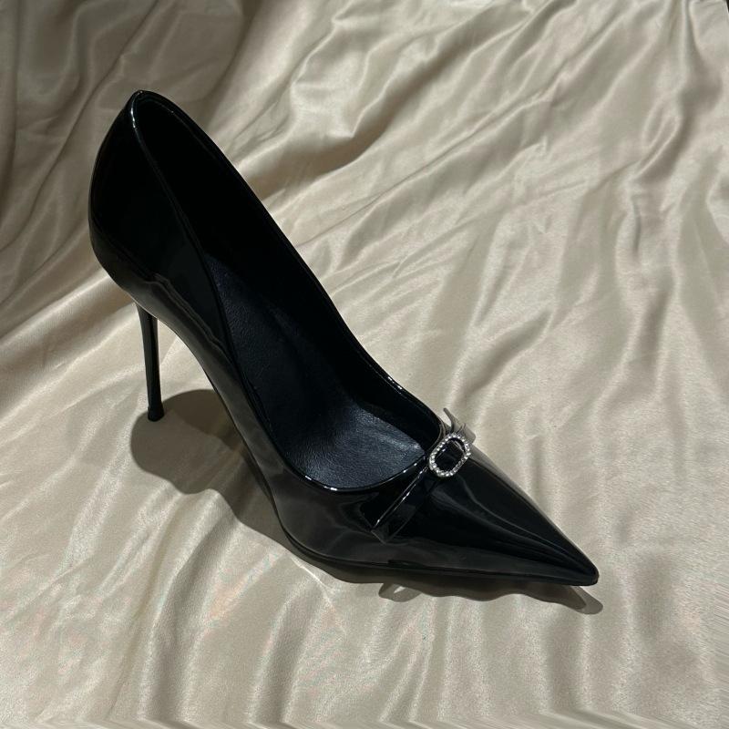 Rhinestone bow black high heels women's 2025 new autumn and winter pointed head thin heel patent leather imperial sister sexy single shoes