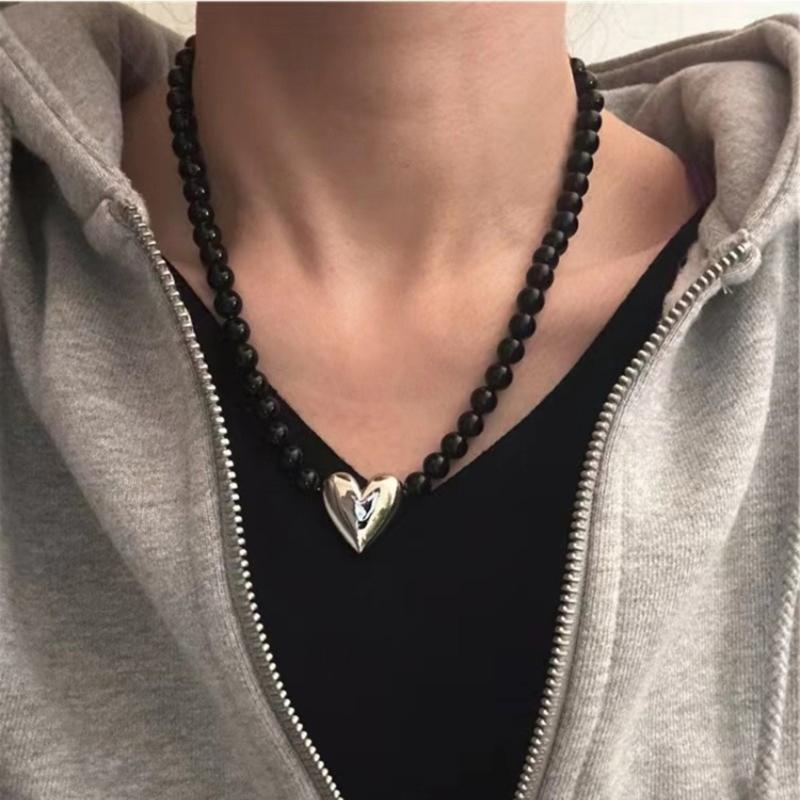 Black Beaded Necklace Heart Pendant Choker Chain Necklace Beads Choker Party Accessories Gift for Men Women Girlfriends