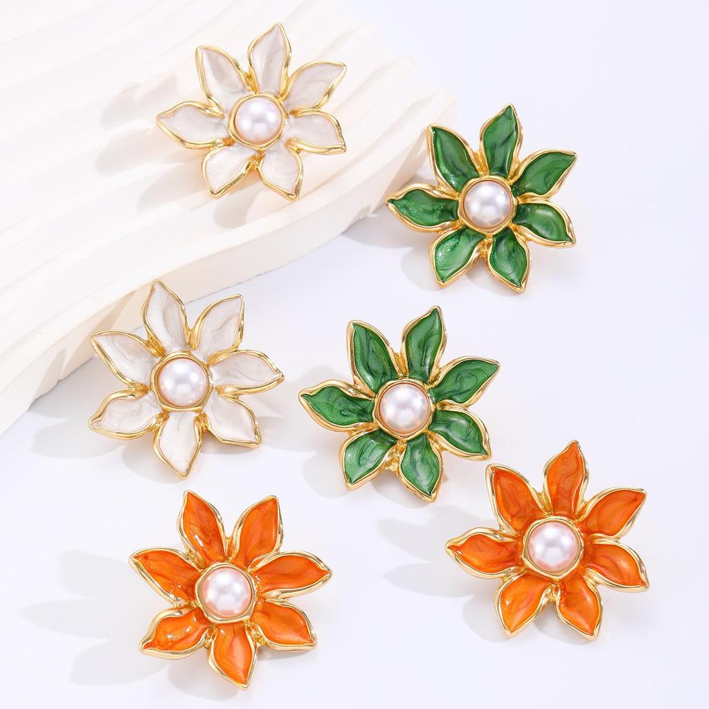 Retro Fashion Vintage Alloy Drip Oil Flower Earrings For Women