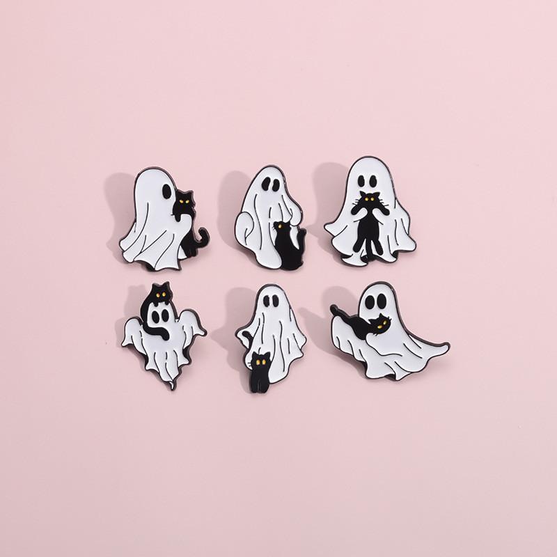 Unique Creative Halloween Skeleton Cat Brooch In Whimsical Design For Stylish Decoration