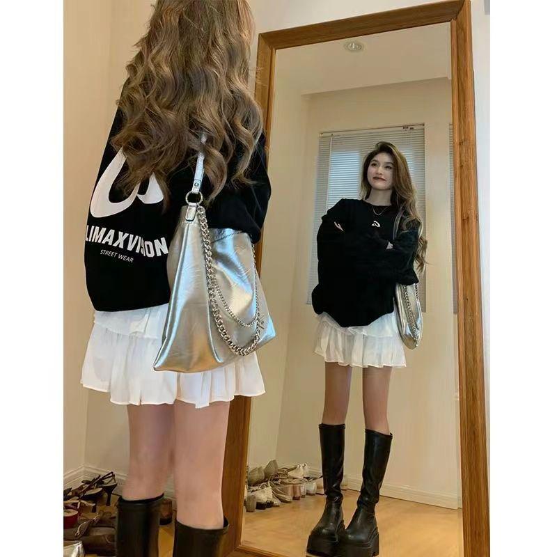 

Chic Early Autumn Women s Salt Style Suit: High-End Sweatshirt & Short Skirt Set S for 40-45 kg