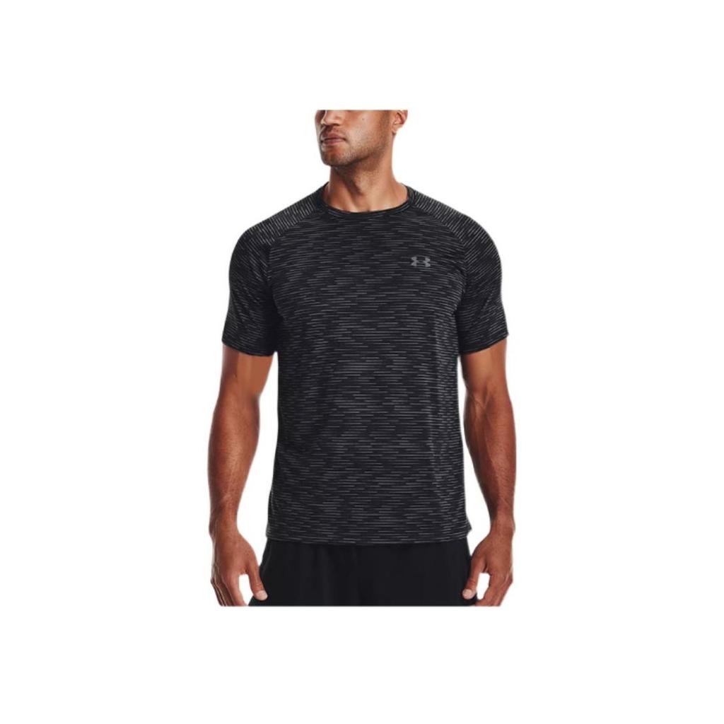 Under Armour Printed Logo T-Shirt Men Tops Black 1366140-001