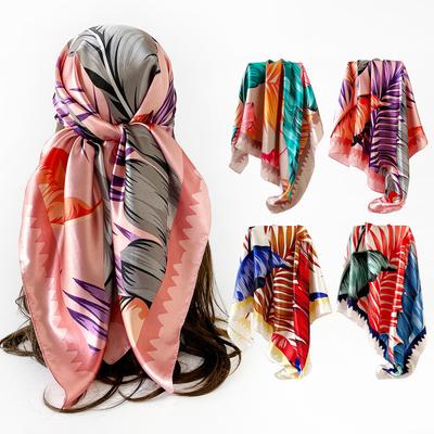 Accessoires – Schals & Tücher