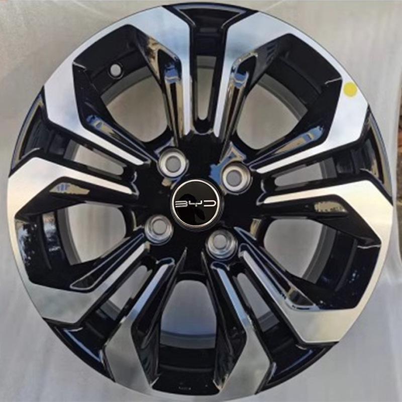 Upgrade 15-inch BYD Seagull iron rims to aluminum alloy rims.
