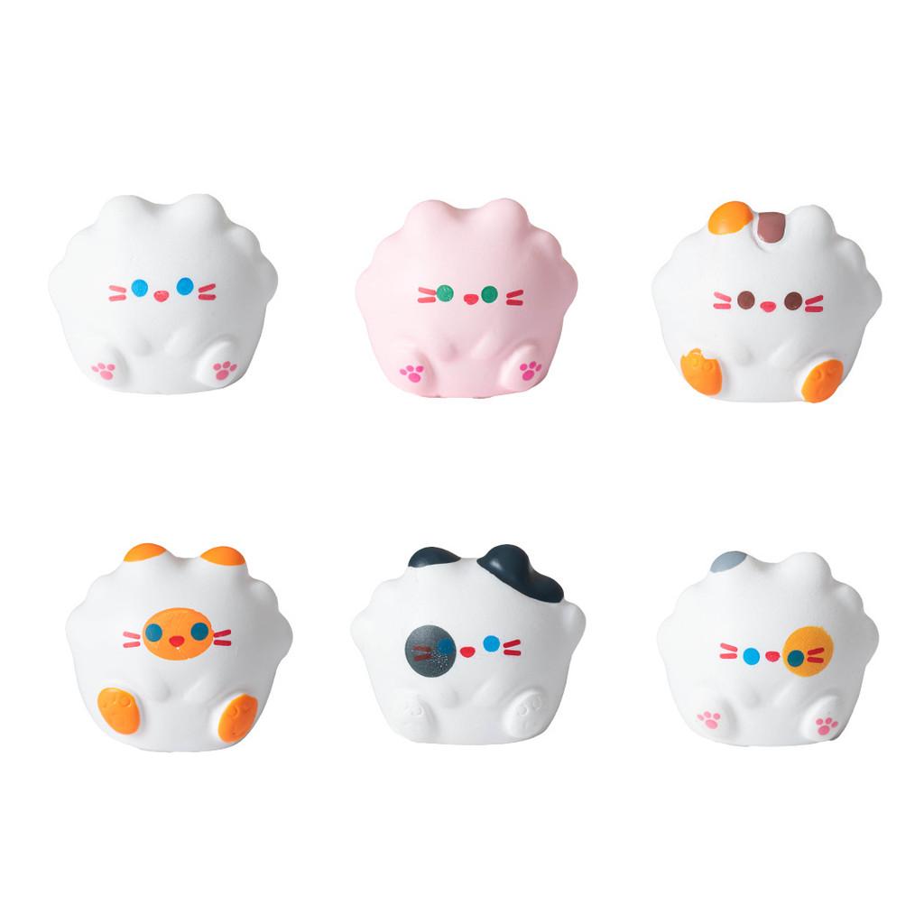 Resin Cute Cat Figure With Cartoon Design For Car Desk Decor And Gift Idea