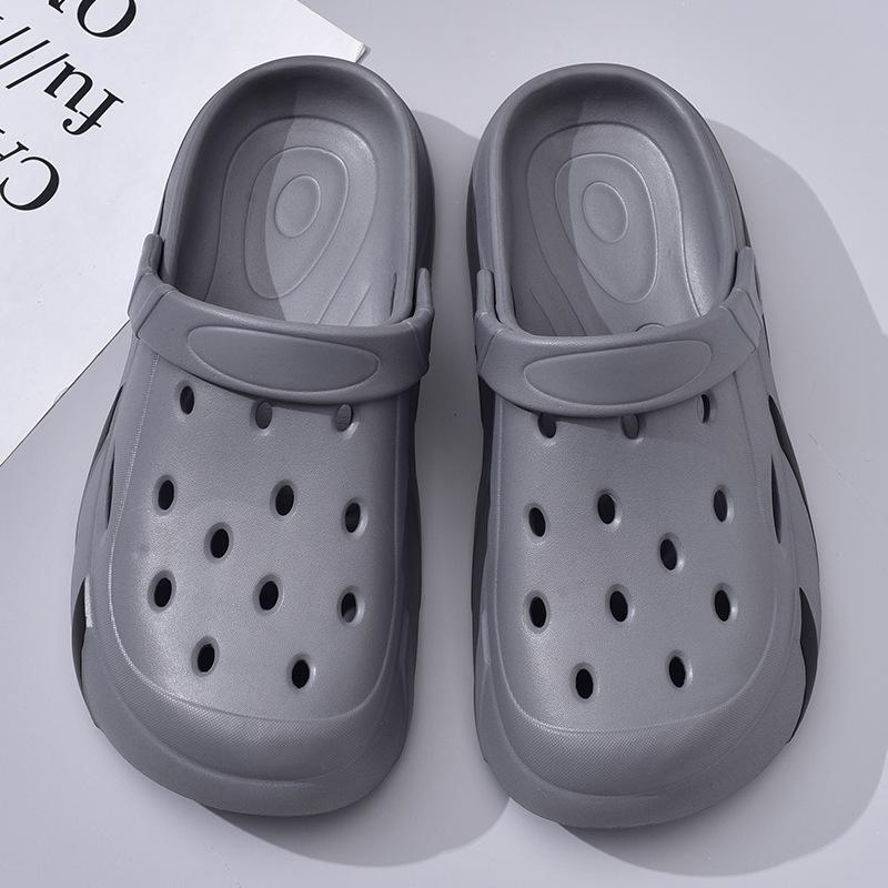 

Hole shoes men s platform outdoor breathable comfortable beach summer new wear bag head sandals slippers 44-45 сірий колір
