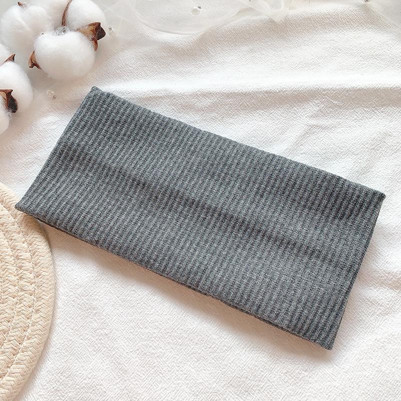 Trendy European-American Knit Sports Headband for Women – Versatile, Sweat-Absorbent, and Stylish for Running