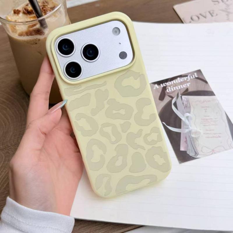 Silicone Leopard Print Phone Case for iPhone 14/15/16/17 Pro Max - Fashionable & Protective Cover