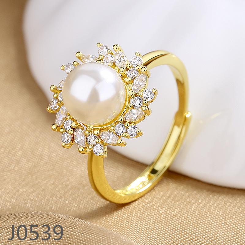 Korean Light Luxury Pearl Ring for Women – High-End Adjustable Index Finger Jewelry, Customizable Setting.
