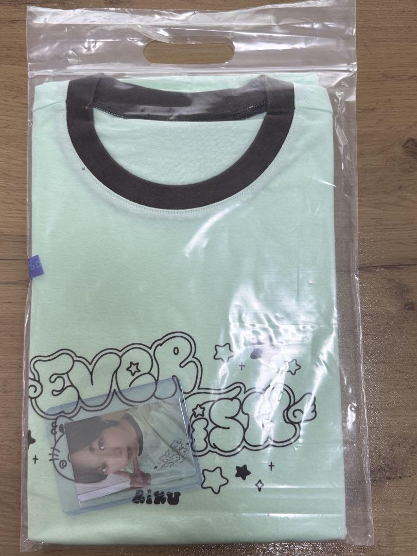 

[USED] NCT WISH Everland T-shirt bonus trading card request