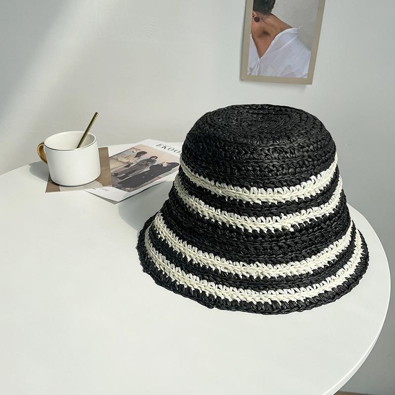 Hat women's 2024 new beach vacation woven straw hat summer seaside sunshade sun protection straw bucket hat basin hat