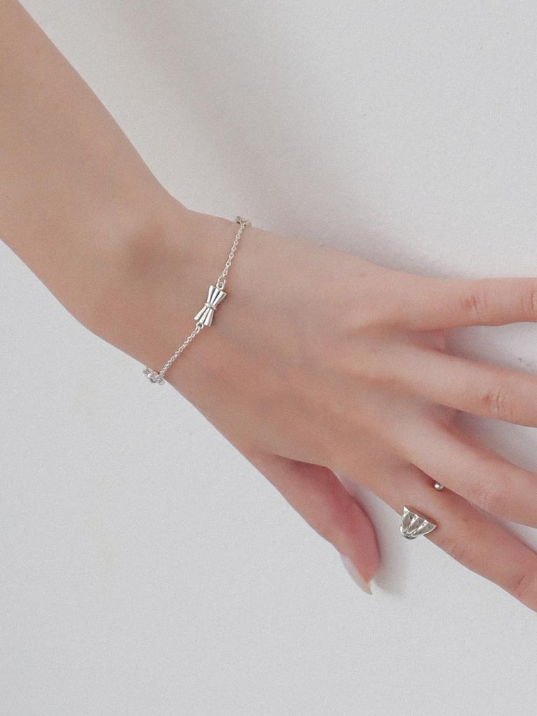 Oudstudio Bow Link Bracelet