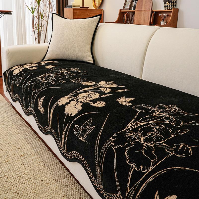 

Retro special-shaped sofa cushion is universal in all seasons 2025 new non-slip straight row chenille irregular one-piece seat cushion 90*70cm