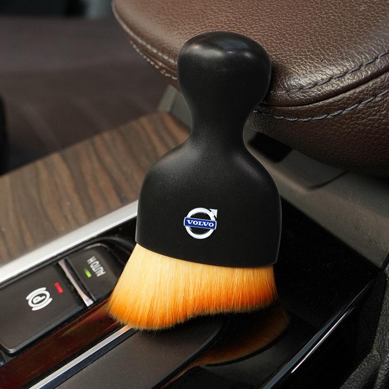 Car Interior Dust Sweeping Soft Brush Washing Tools Gap Cleaning Brush For Volvo XC90 XC60 V50 S60 V70 V60 V40 S90 olestar AWD X