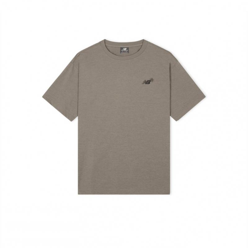 New Balance Men Sunny Rainy WaTer LeTTering T shirT Nbneg31653