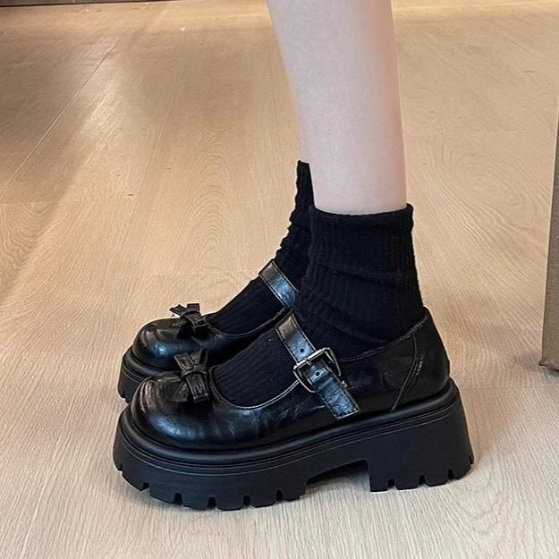 

Милые туфли Мэри Джейн с круглым носком, женские весенние новые студенческие одинарные туфли, женские ретро универсальные маленькие кожаные туфли 35 чёрный