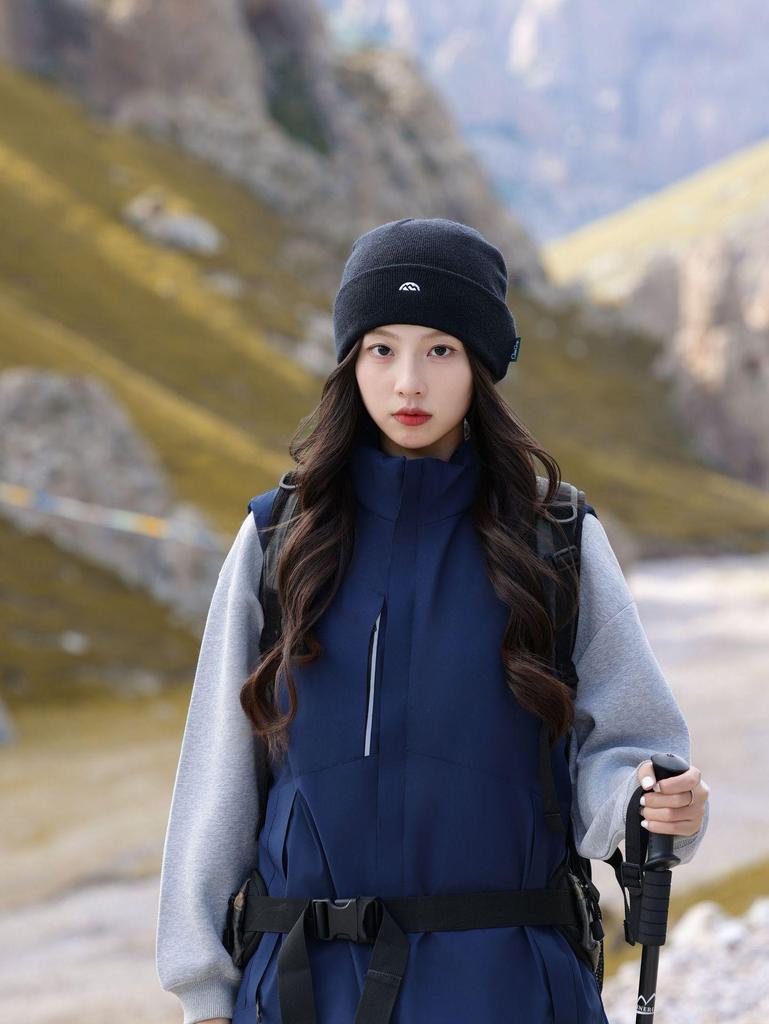 Women's Knitted Beanie Hat: Autumn/Winter, Korean Style, Ear Protection, Windproof, Outdoor Mountaineering Fashion.