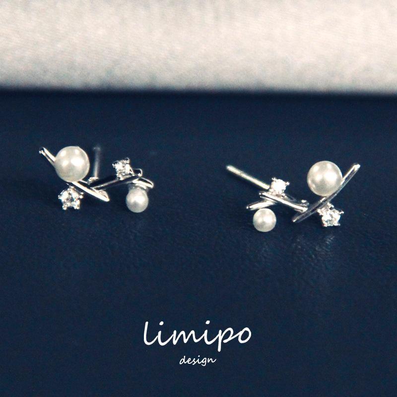 14K Gold-Plated Silver Earrings with Pearls – Niche Design for Women, Creative and Stylish