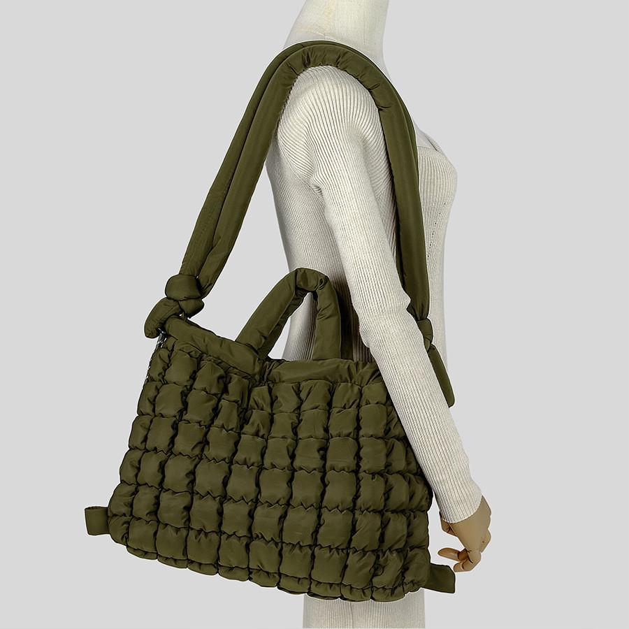 Large Capacity Casual Tote Bag for Women Designer Nylon Padded Bags Shoulder Bag
