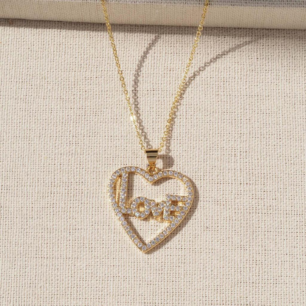 Gold-Plated Heart Pendant Necklace - Simple Heart-Shaped Clavicle Chain for Women