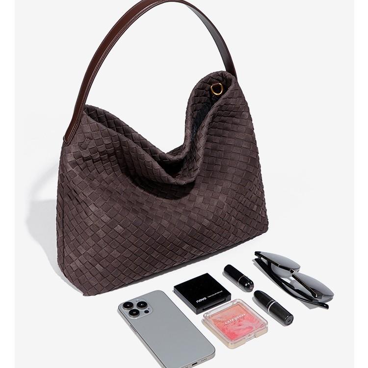Portable Large-Capacity Bag Women'S Suede Woven Bag Fashion Casual Messenger Bag Tote Bucket Bag