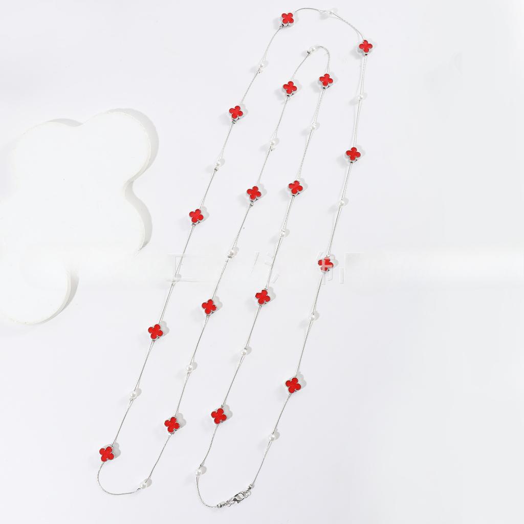 Seventeen Flowers Four-leaf Clover Oil Drop Four-leaf Clover 170cm Long Female Sweater Chain Fall and Winter New Necklace