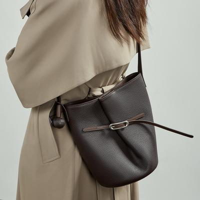Bolso Cubo de Cuero Genuino, Diseño de Nicho, Sencillo. Bolso cruzado de hombro único de gran capacidad para mujer