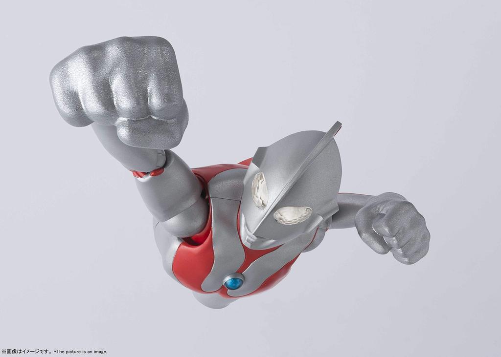 TAMASHII NATIONS S.H.Figuarts Ultraman [BEST SELECTION] Approx. 150mm Painted PVC & ABS Action Figure