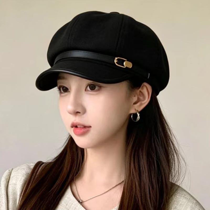 Retro literary and artistic style, black duck tongue beret, women's casual and versatile temperament shows the face, small octagonal cloud hat