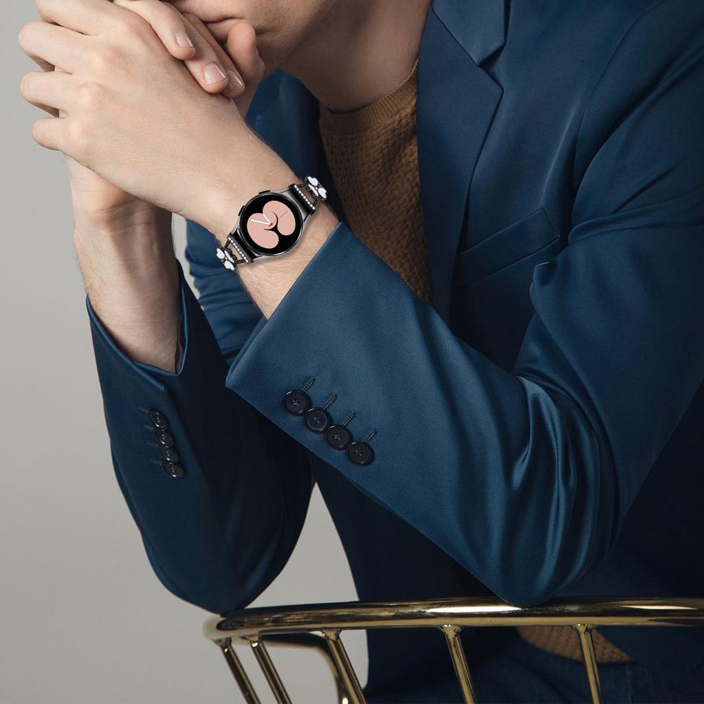 Watch Band with Connector for Samsung Galaxy Watch6 40mm 44mm/Watch6 Classic 43mm 47mm Heart Clover Decor Zinc Alloy Strap