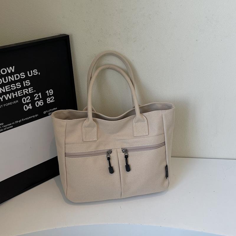 Fashion Trend Casual Texture Large Capacity Bag 2025 Spring New Foreign Style Women Niche Shoulder Tote Bag