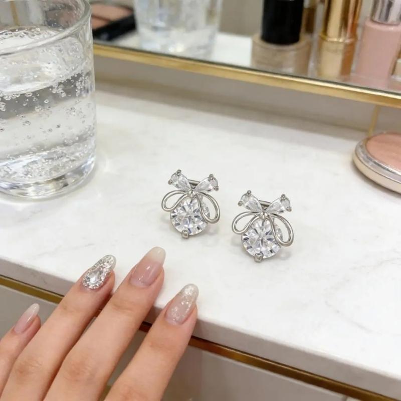 Elegant Alloy Earphone Charm For Freeclip 1 2 Earbud Ear Clip With Sparkling Zirconia Stone Accent Securely Fit