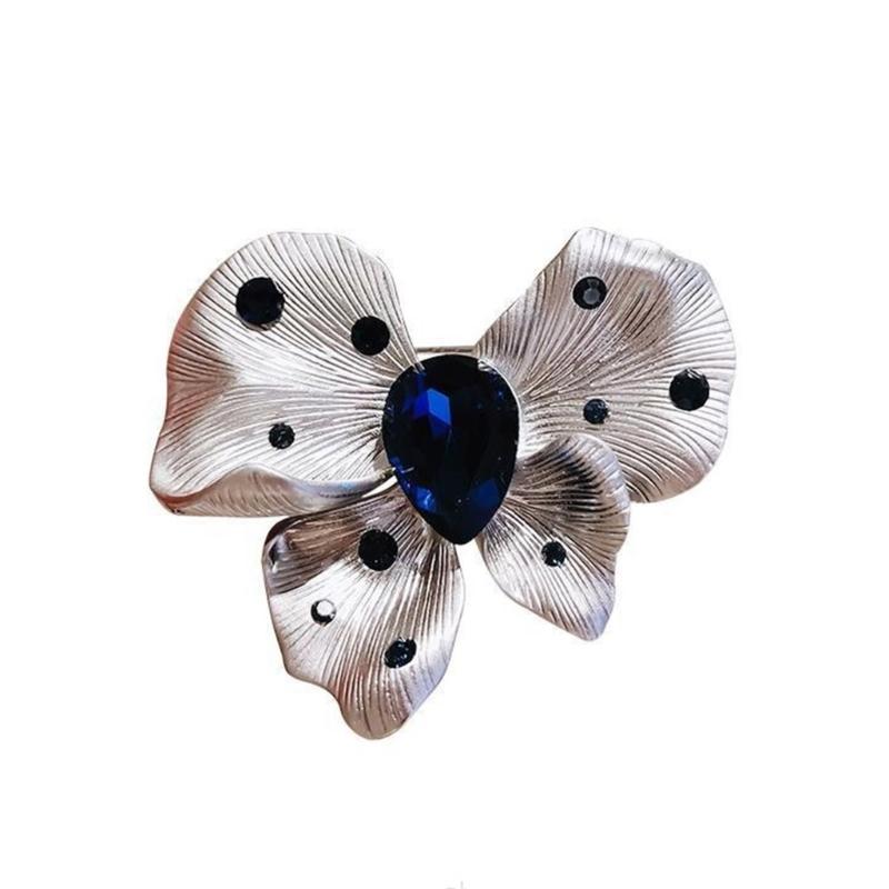 

Элегантные Кристаллы Брошь Бабочка Винтажные Дизайны из Сплава Украшение для Женщин Платья Шляпы Сумки Свадебные Аксессуары серебряный