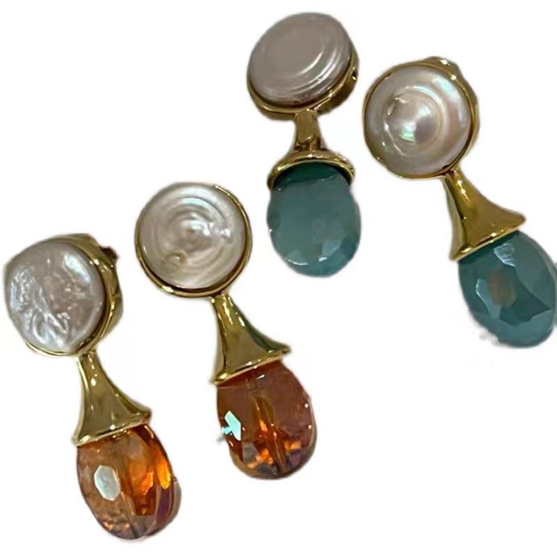 Elegant French Retro Baroque Rhinestone Stud Earrings for Women