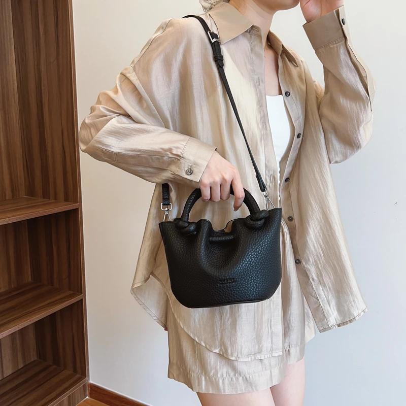 Bolso de piel suave para mujer, bolso nube plisado con cordón, bolso bandolera versátil y elegante