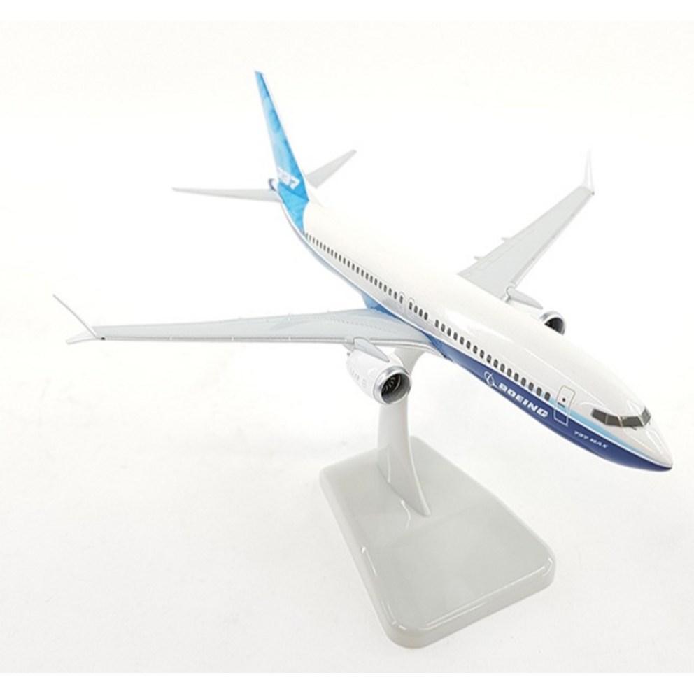 Hogan Wings 1/200 737 MAX 8 Airplane Model 911267