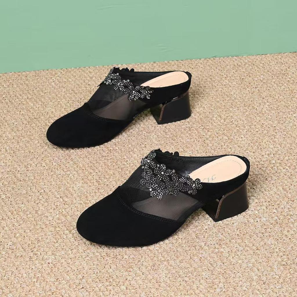 2025 New Summer Soft Leather Single Shoes Women's Mesh Yarn Flat Bottom Hollow Breathable Bag Head Rhinestone Matte Mother Women's Half Slippers