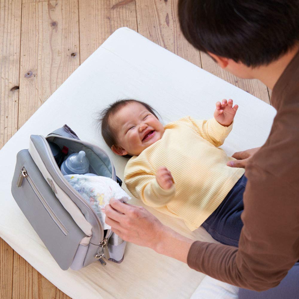 The ideal dad considerate model for 140 dads and moms x [papakoso] bag, (black embossed)