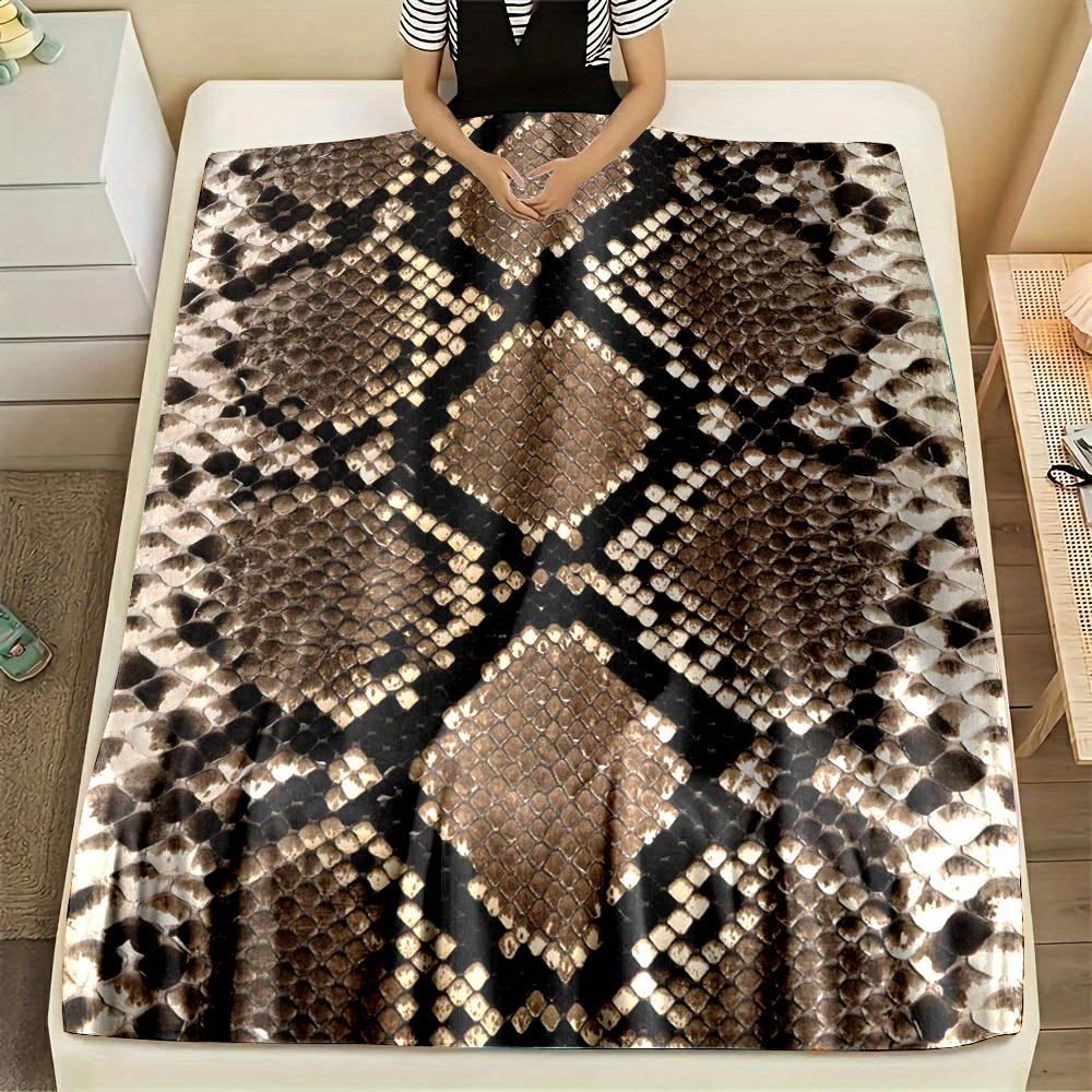 Contemporary Reversible Cartoon Snake Print Throw Blanket - All-Season Polyester Flannel Fleece, Non-Woven Fabric, Lightweight