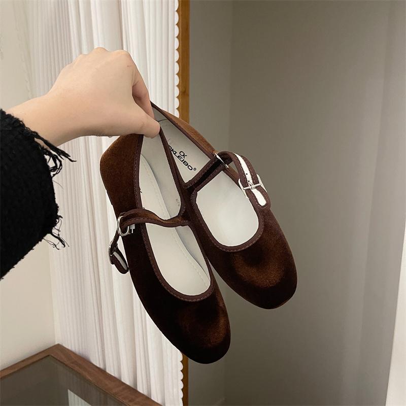 IPPEUM Red Velvet Ballet Flats Shoes Women Buckle Round Toe Ballerinas Zapatos Mujer Mary Janes Shoes