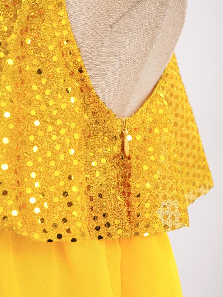 Gestuftes Rüschen-Mädchen-Tanzkleid Glänzende Pailletten Patchwork A-Linie Ärmellos Aufführungskostüm