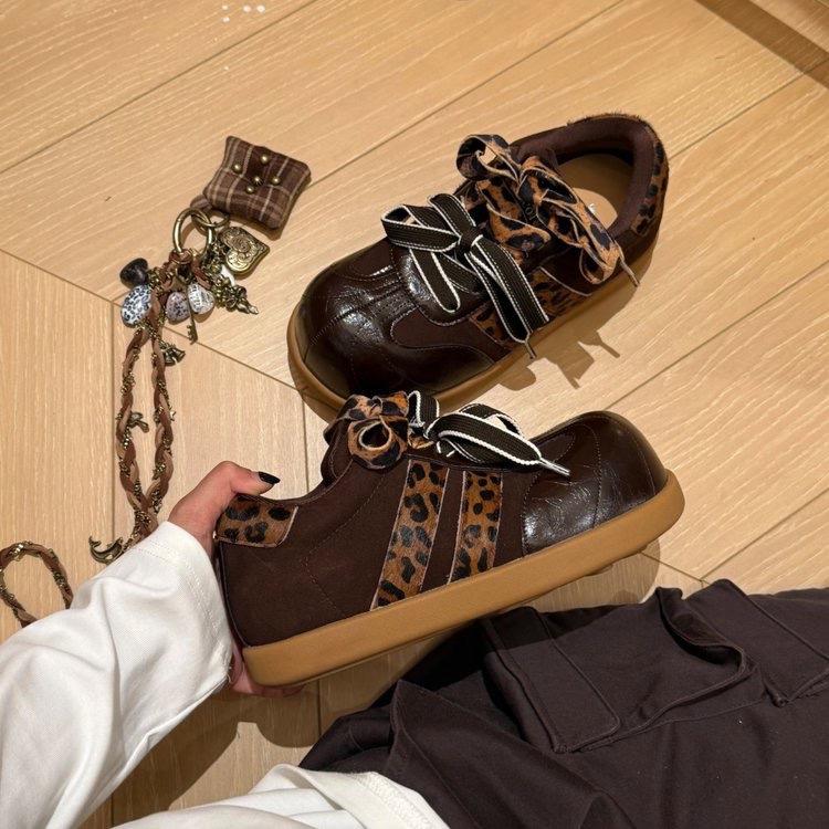 2025 autumn new single shoes flat Forrest Gump sneakers women's versatile heightening board shoes retro leopard print puff shoes