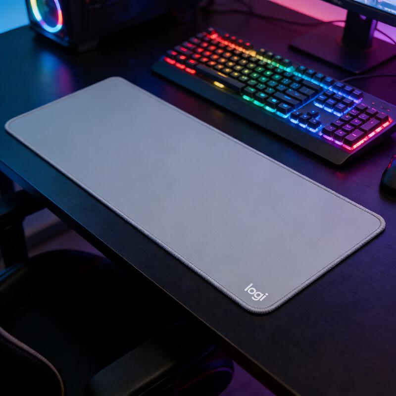 Logitech Stitched Edge Mouse Pad